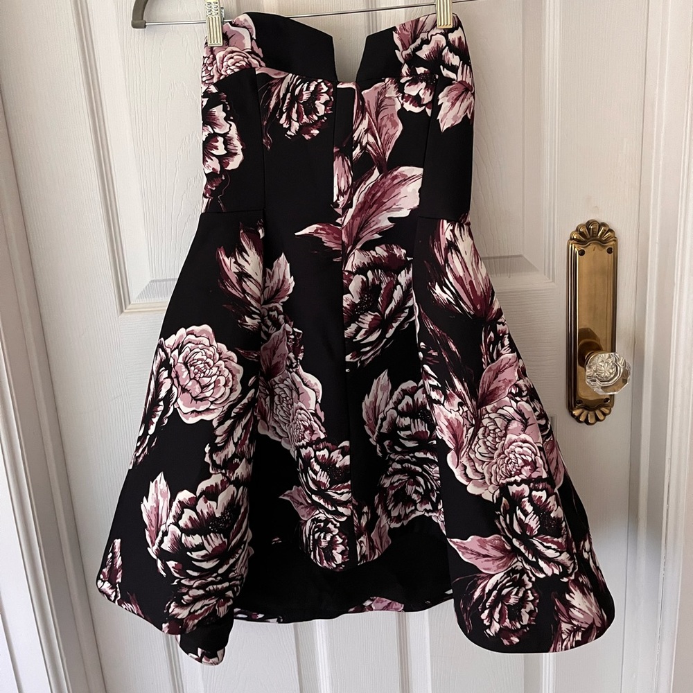Floral Strapless dress